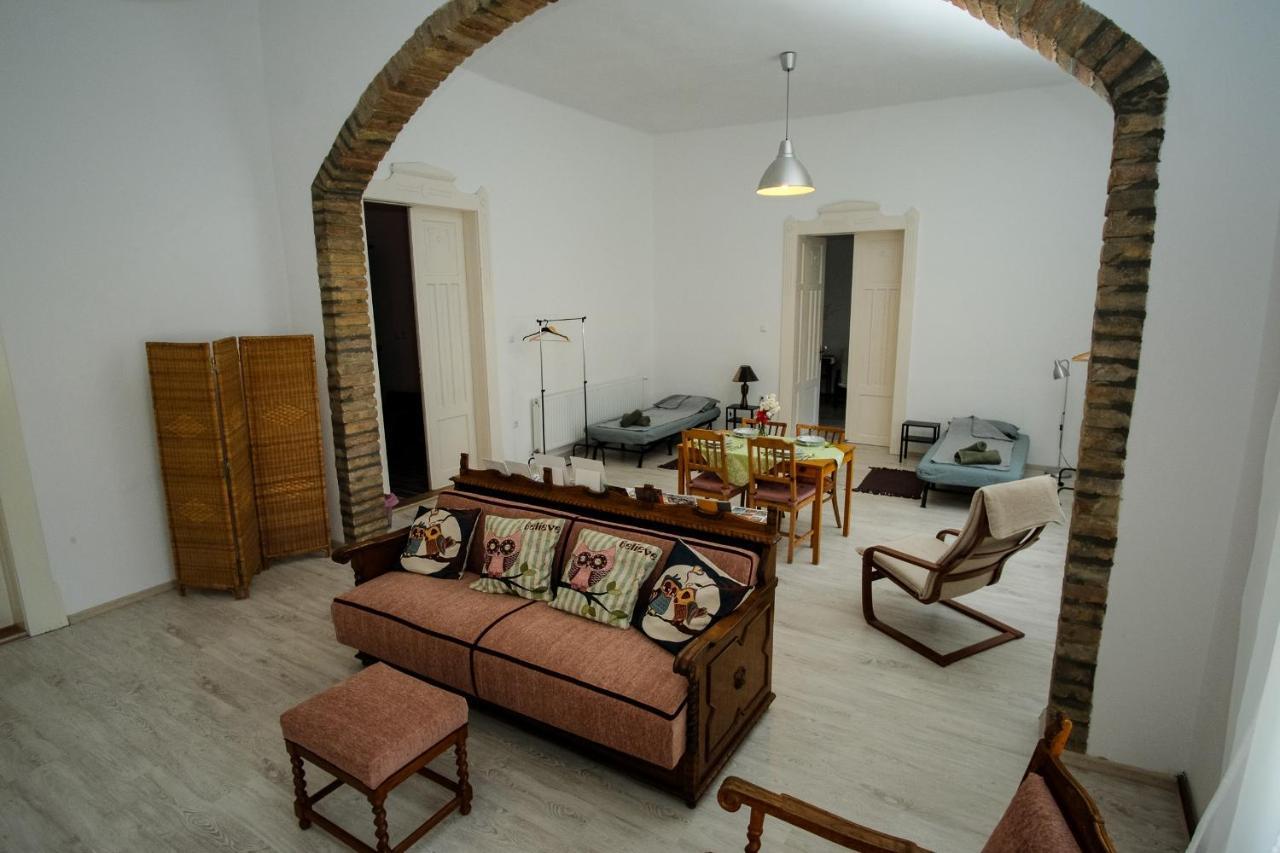 Szorcsik Haz 1913 Appartement Senta Buitenkant foto