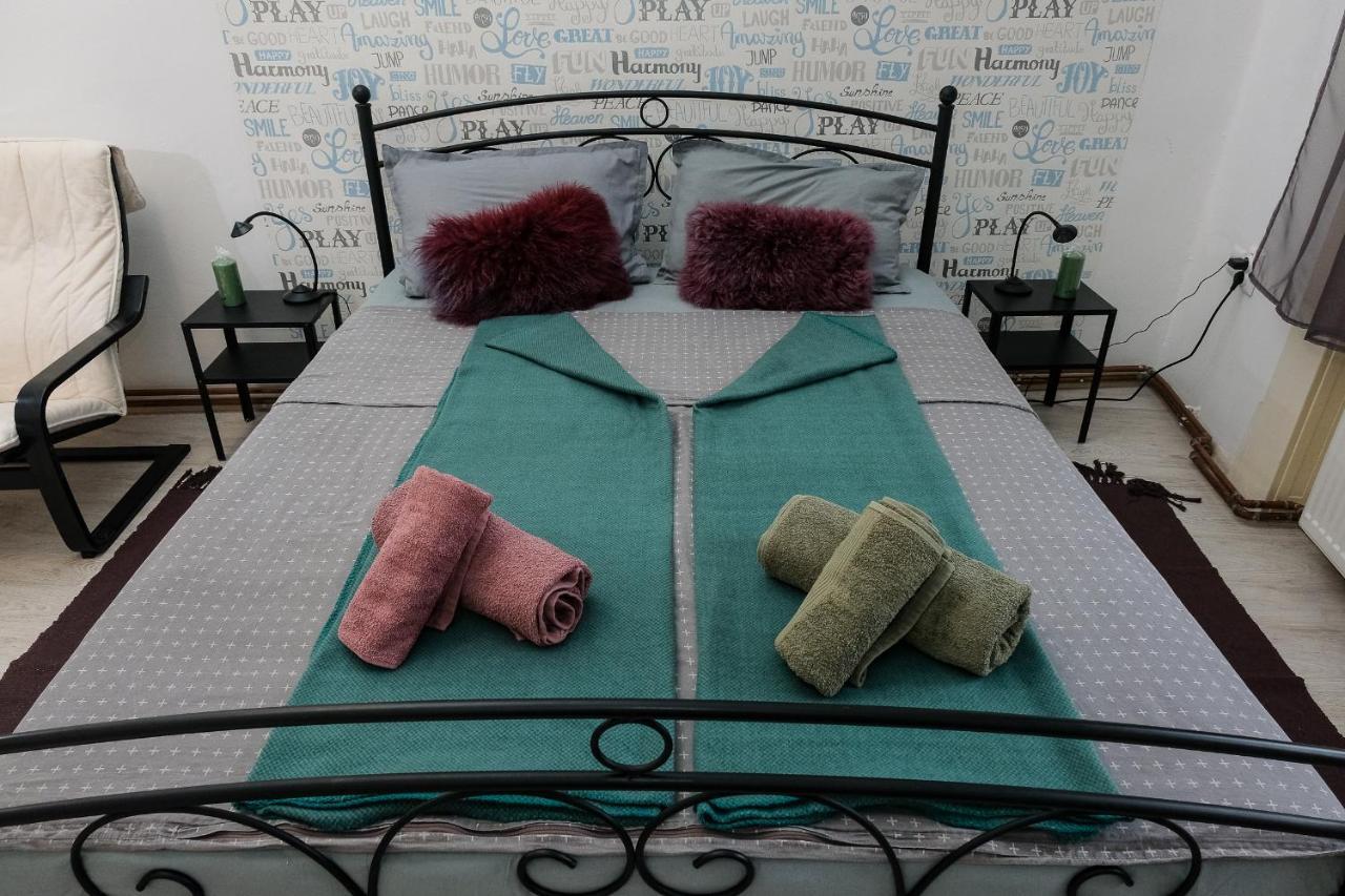 Szorcsik Haz 1913 Appartement Senta Buitenkant foto